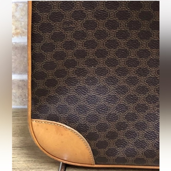 Celine Brown and Tan Shoulder Bag - Picture 3 of 15